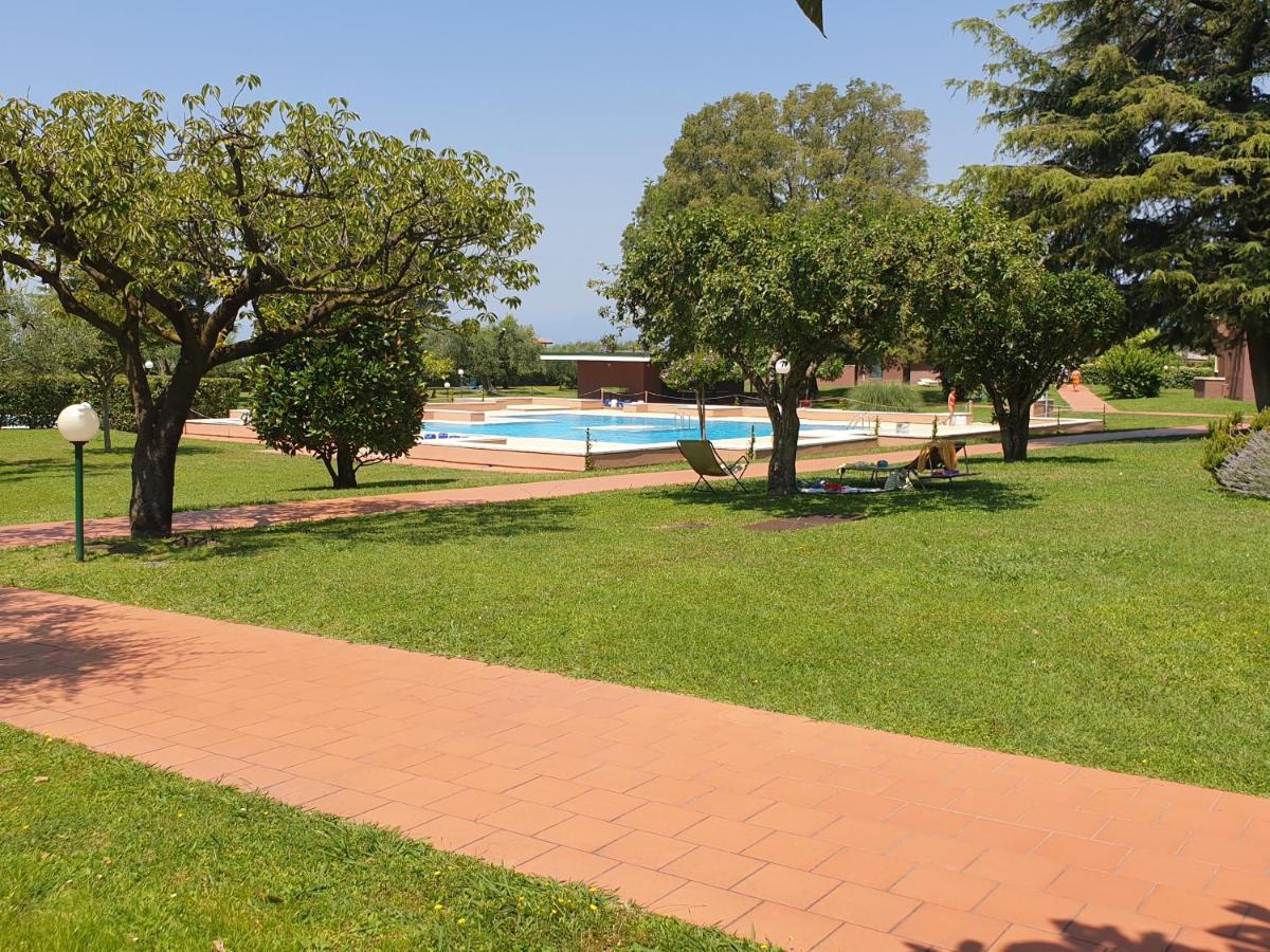 Apartments Blue View - Residence Casetto Bardolino - Regarda Travel Luaran gambar
