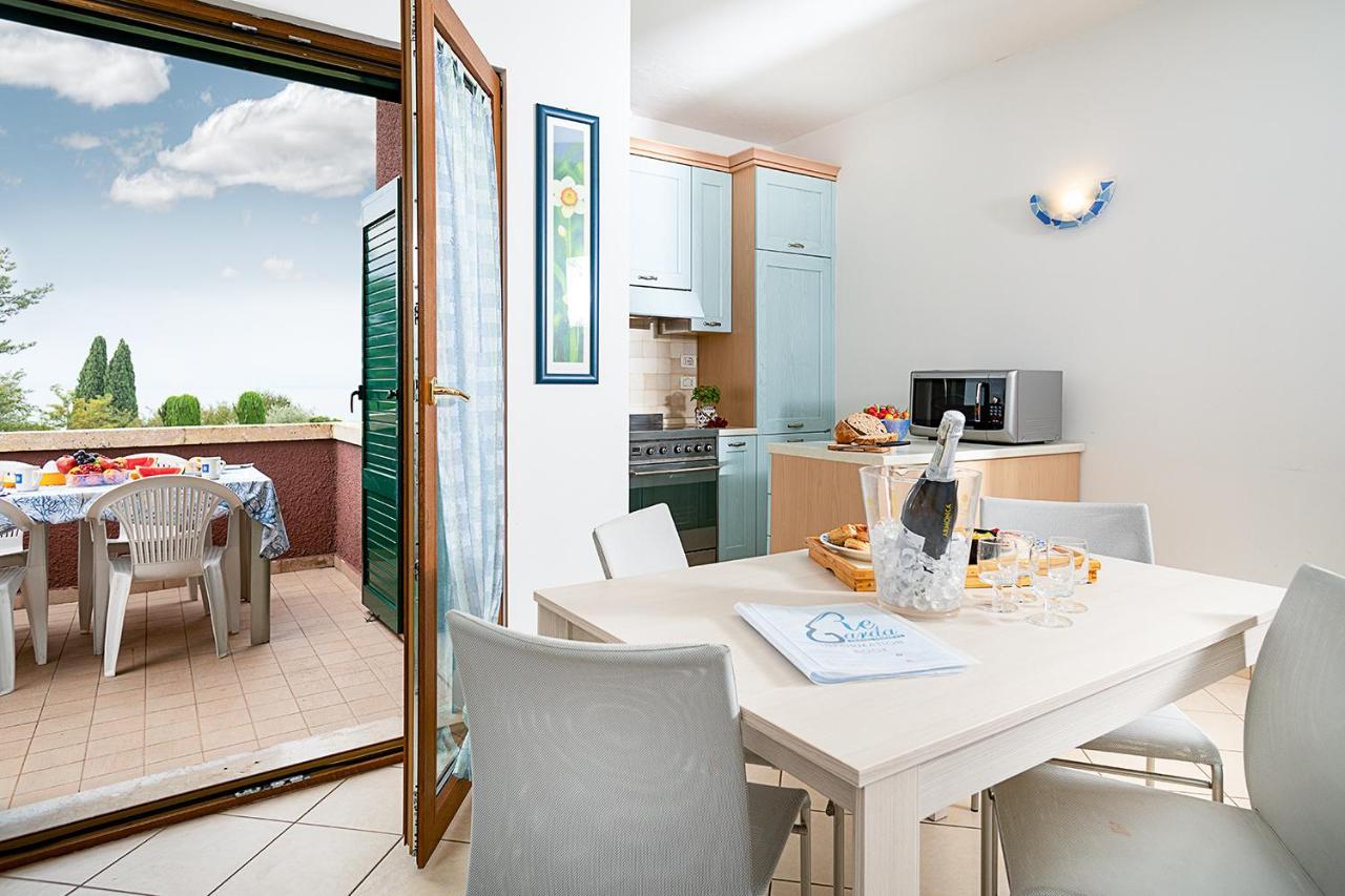 Apartments Blue View - Residence Casetto Bardolino - Regarda Travel Luaran gambar