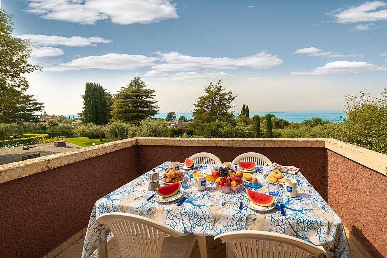 Apartments Blue View - Residence Casetto Bardolino - Regarda Travel Luaran gambar