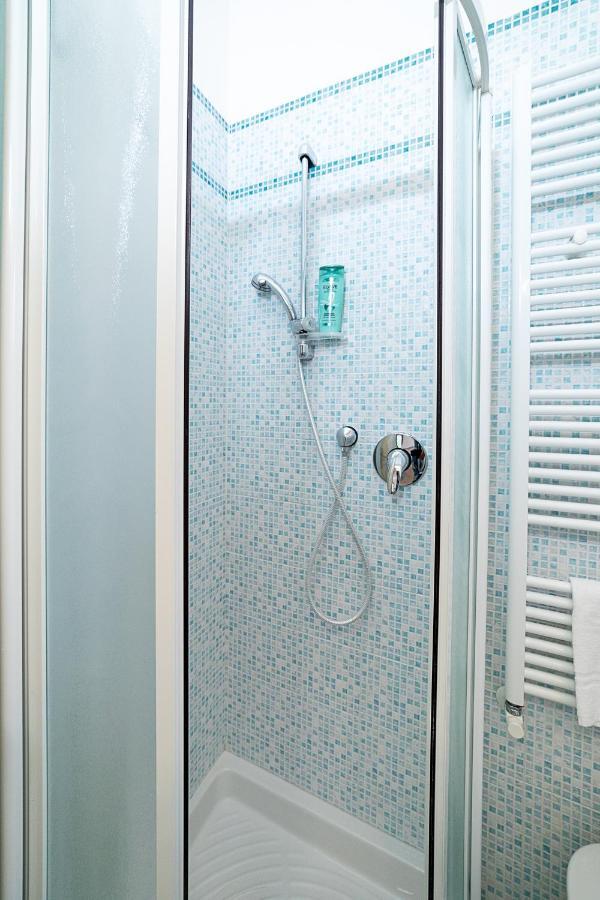 Apartments Blue View - Residence Casetto Bardolino - Regarda Travel Luaran gambar