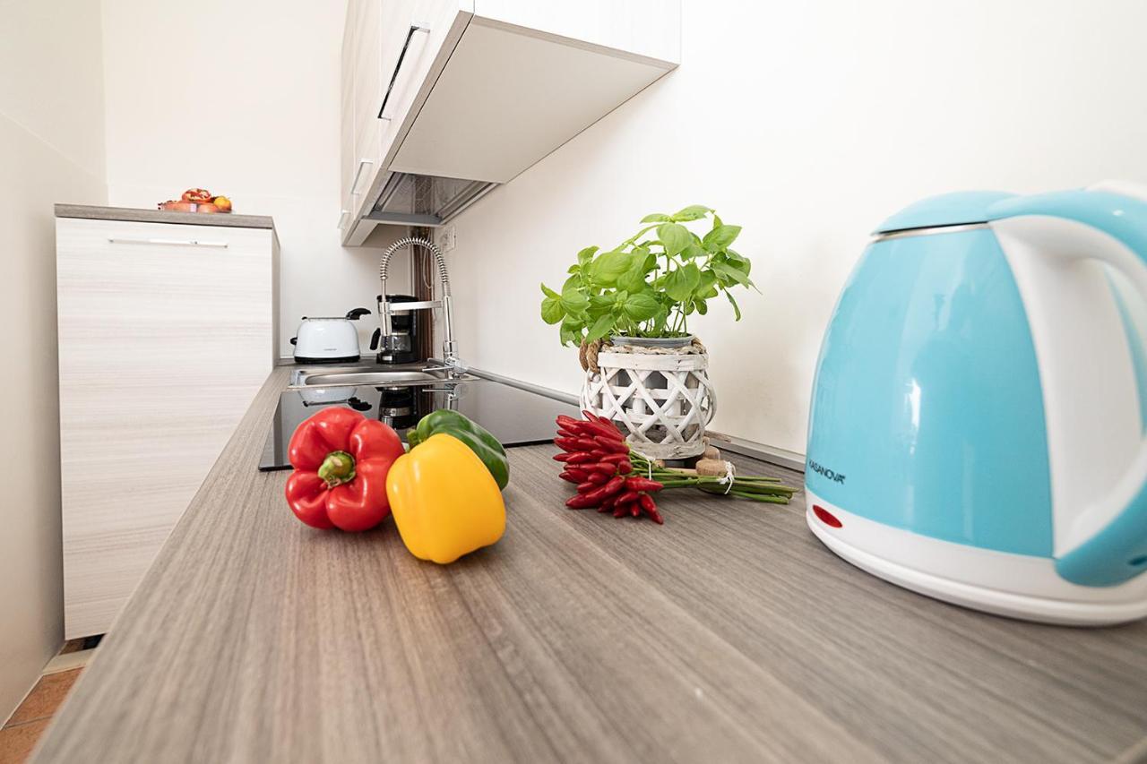 Apartments Blue View - Residence Casetto Bardolino - Regarda Travel Luaran gambar