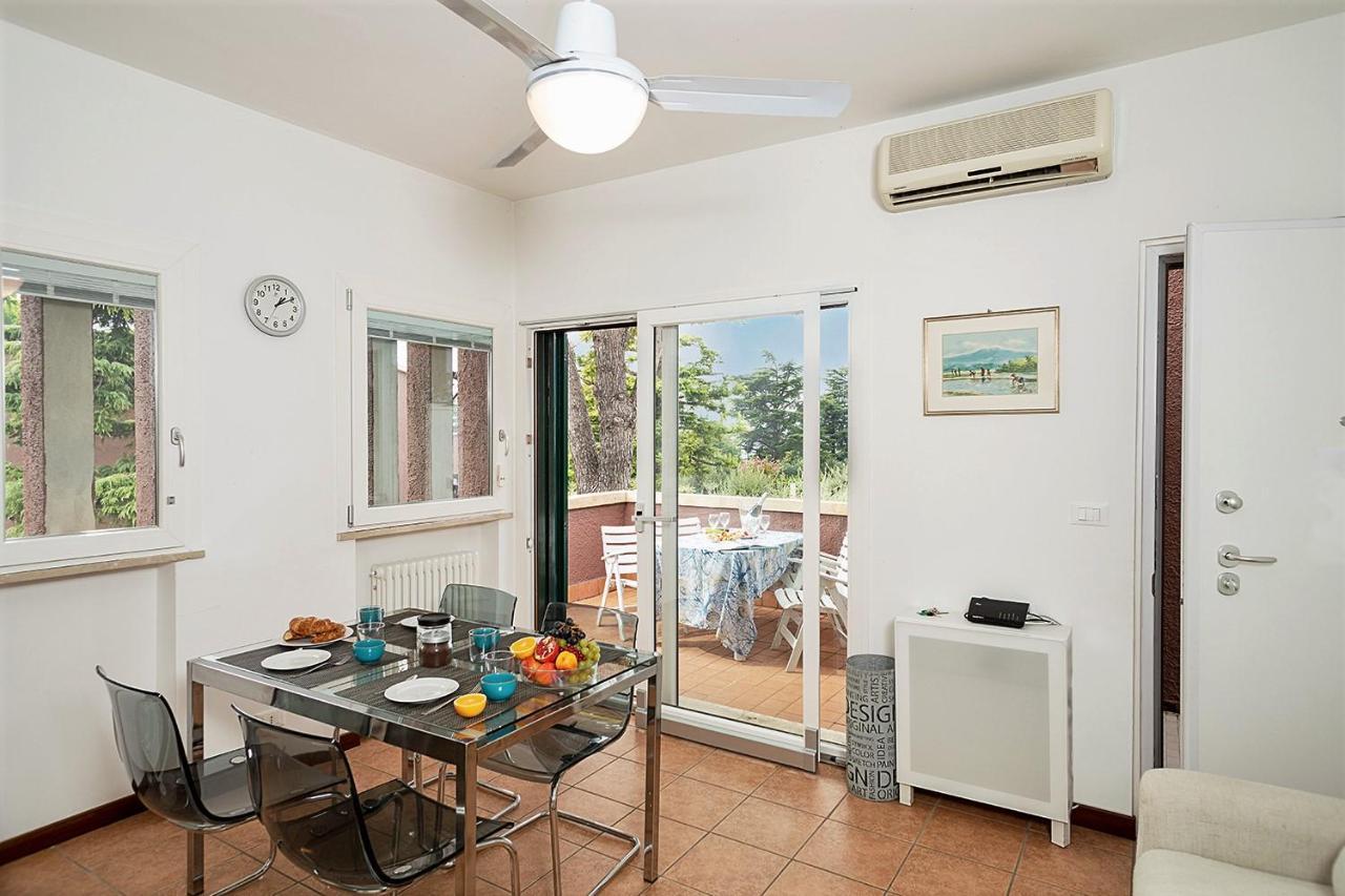 Apartments Blue View - Residence Casetto Bardolino - Regarda Travel Luaran gambar