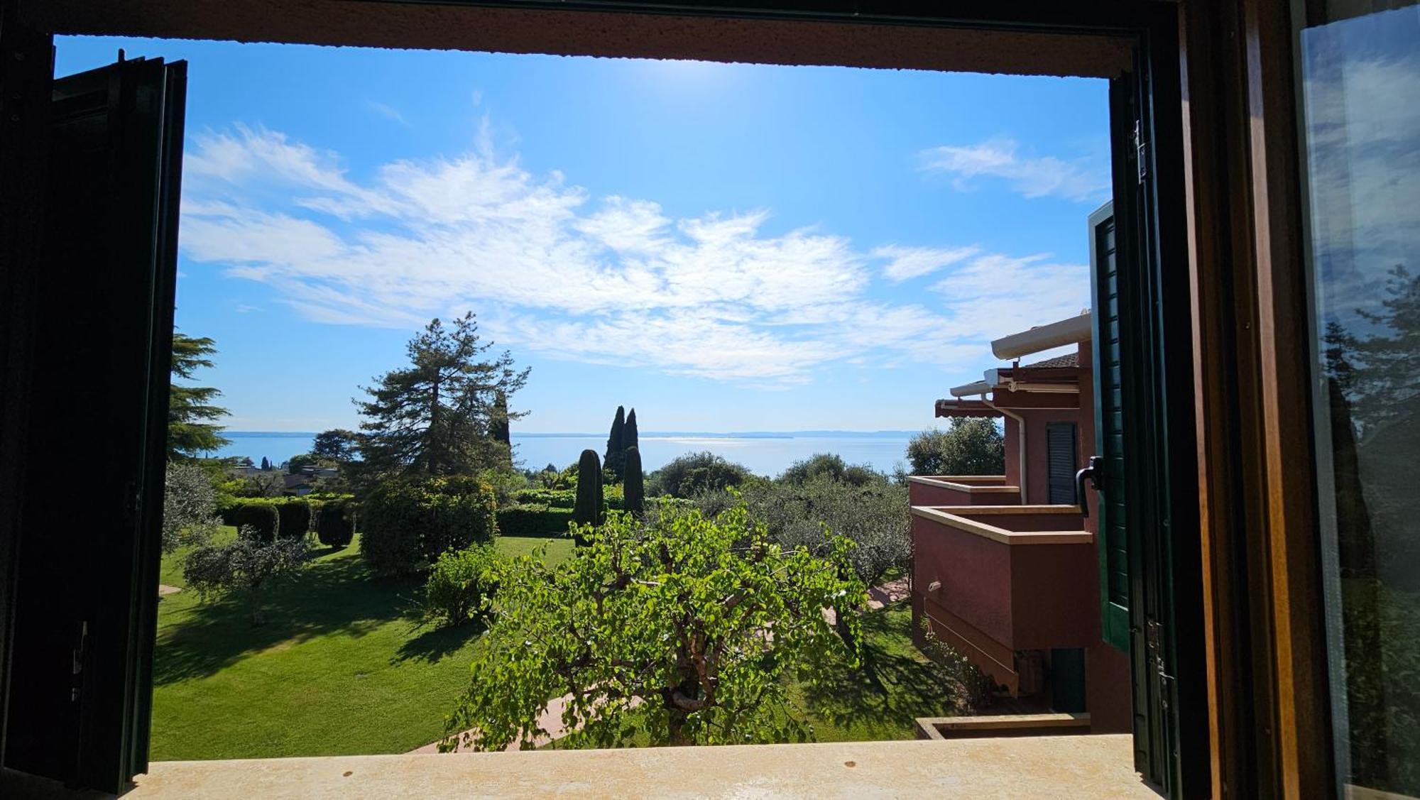 Apartments Blue View - Residence Casetto Bardolino - Regarda Travel Luaran gambar